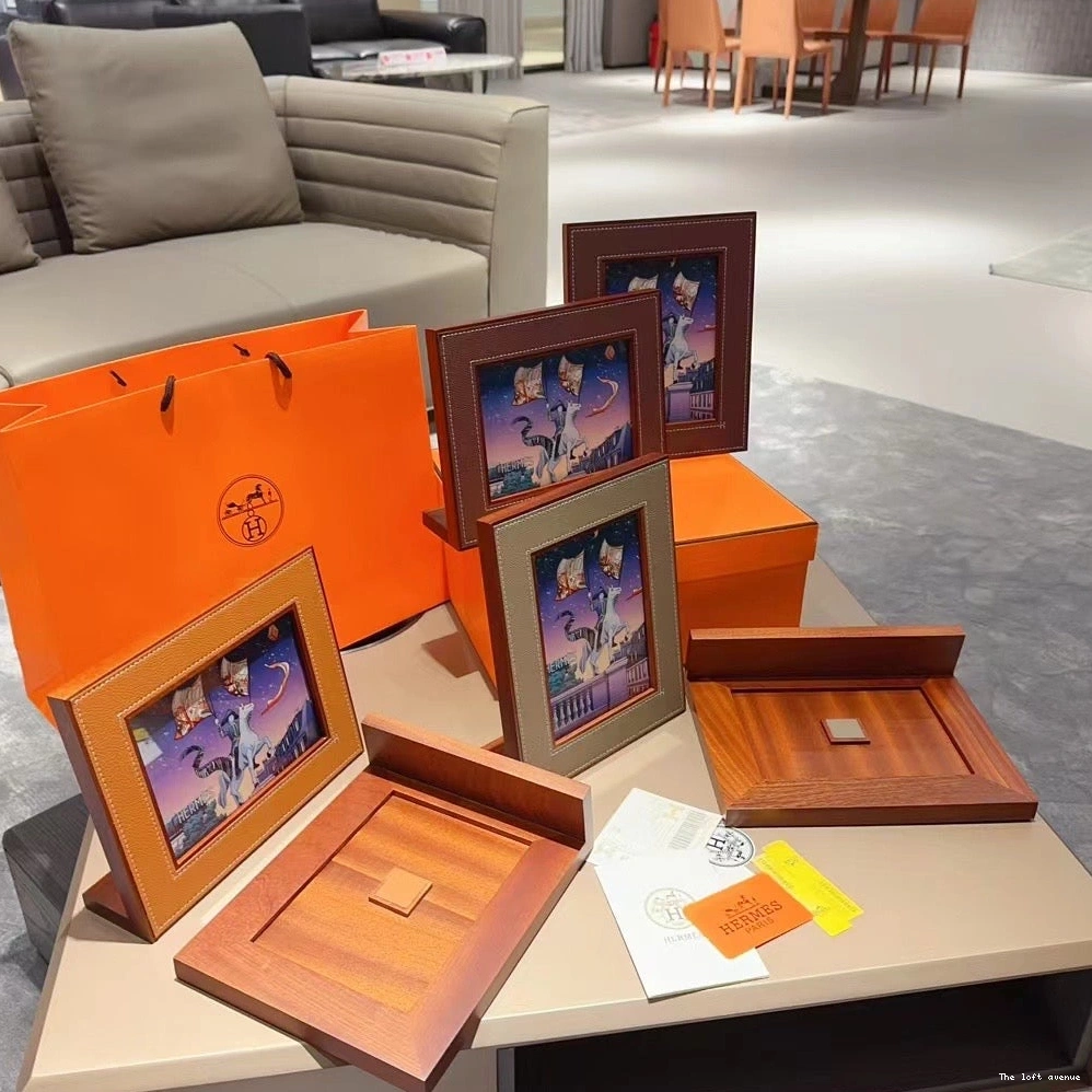 LEATHER HERMES PICTURE FRAME 0816